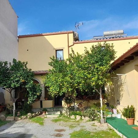 B&B Gli Archi Sìnnai Extérieur photo