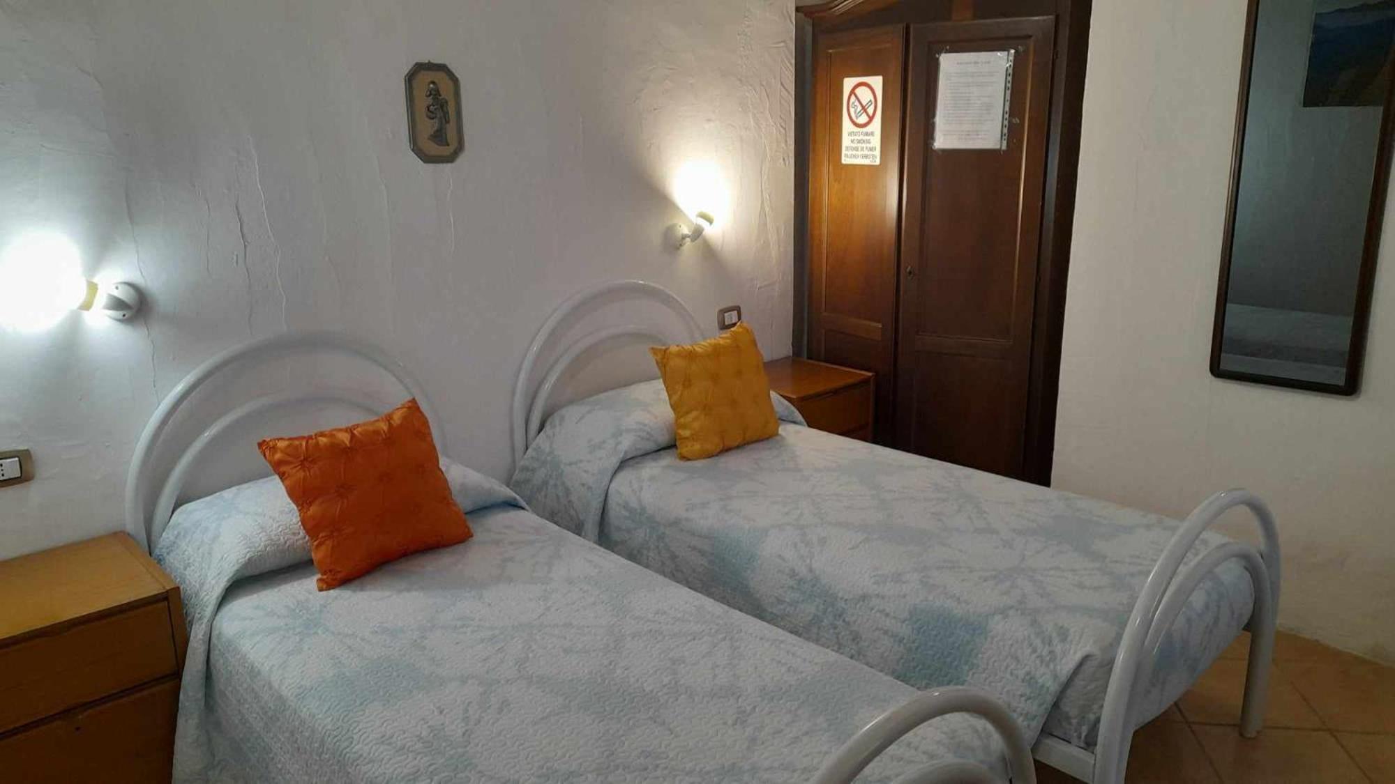 B&B Gli Archi Sìnnai Extérieur photo